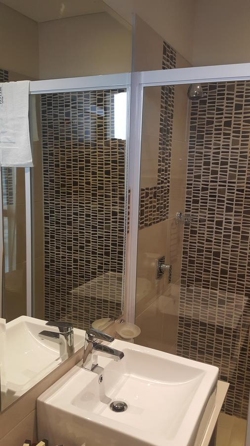 Hotel Selton Kinşasa Dış mekan fotoğraf
